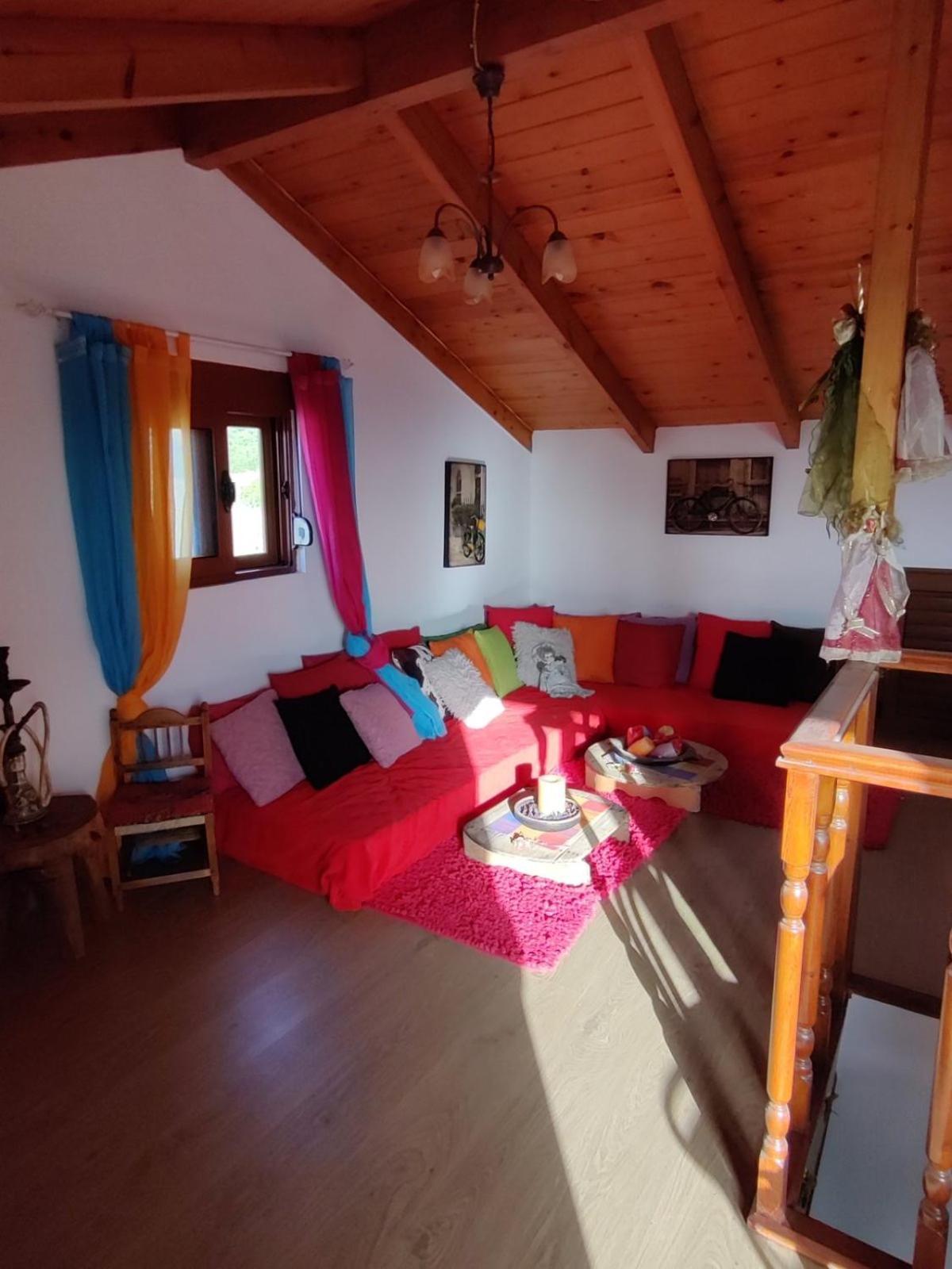 Nicolas Traditional House Istrios