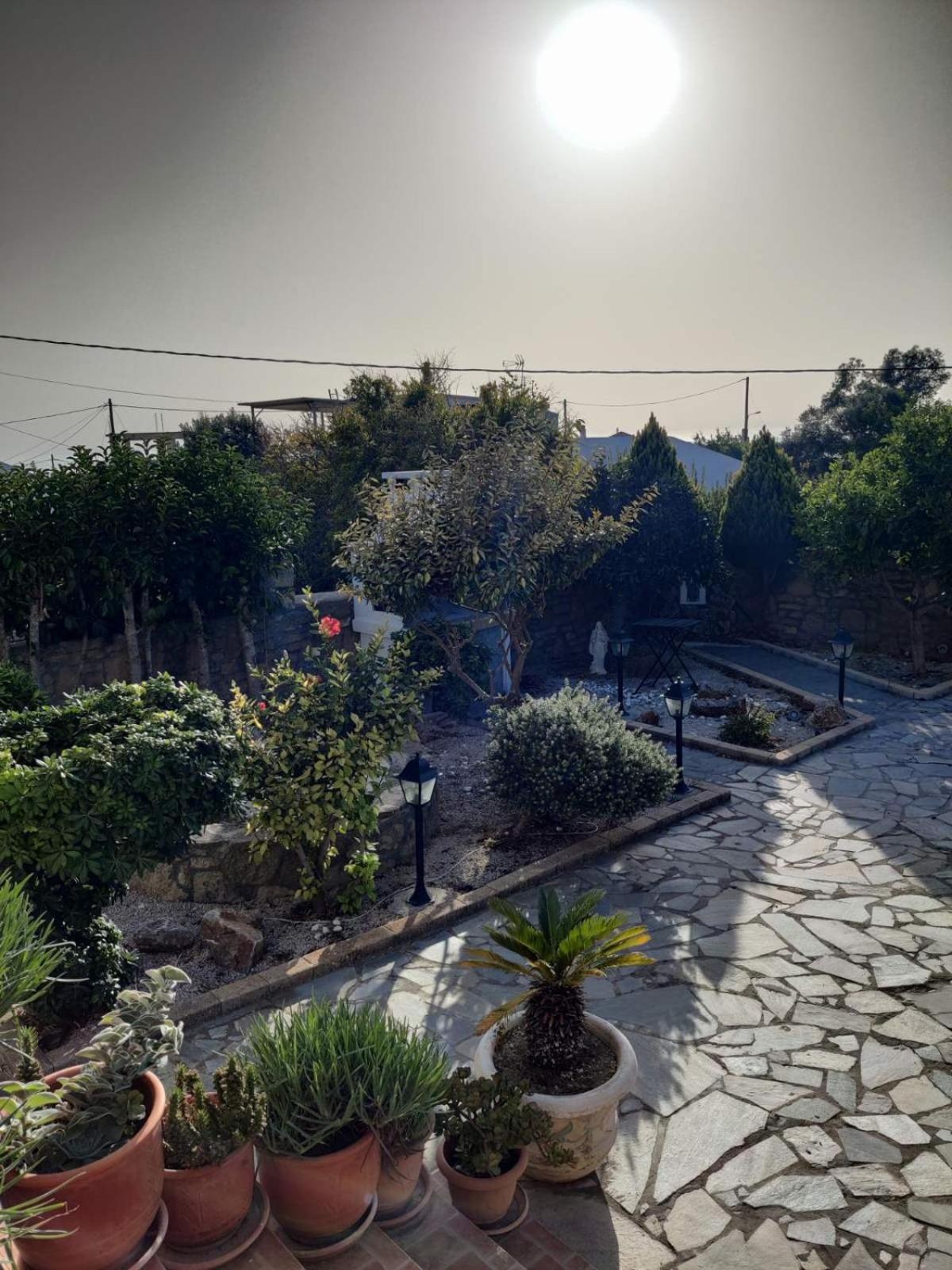 Nicolas Traditional House * Istrios